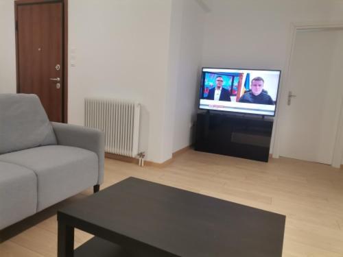 S & K Apartment Free Indoor Parking Athens Ngoại thất bức ảnh